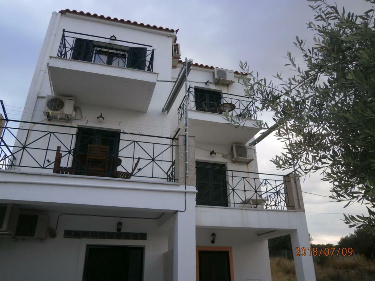 Flisvos Apartments Megalochori  Exteriér fotografie